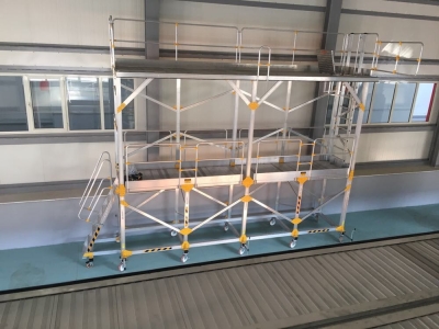 Specialdesignet Arbejdsplatform Tog