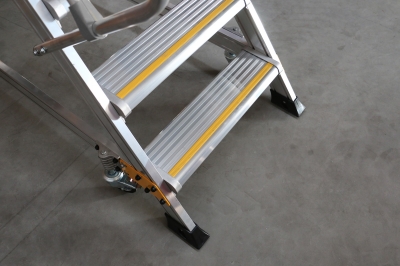 Platformstrappe 1,75 m Automatisk Spærre