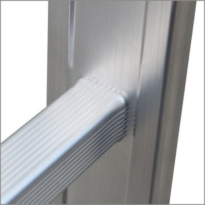 Närbild enkelstege trappsteg