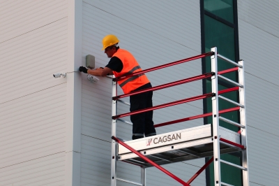 Højde- og sænkbar rullestillads 4,17–6,40 m