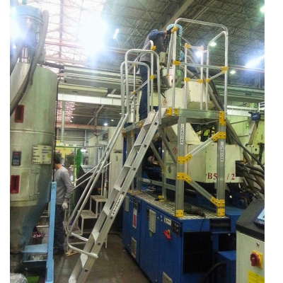 Industriplatform til tank og silo