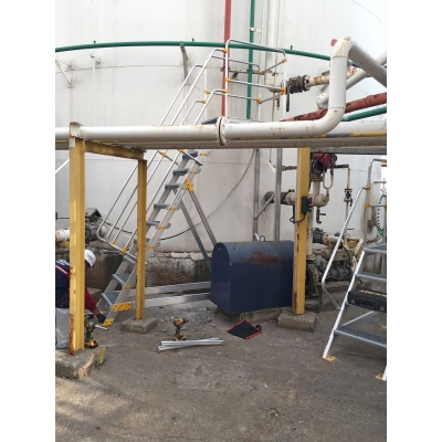 Industriplatform til tank og silo