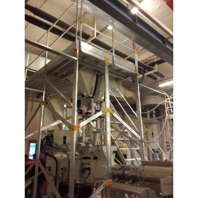 Industriplatform til tank og silo