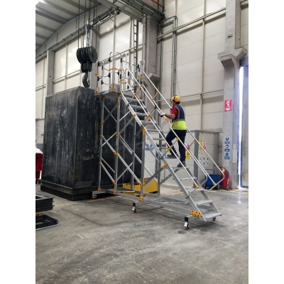 Flytbar arbejdsplatform i aluminium