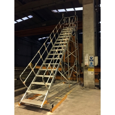 Flytbar arbejdsplatform i aluminium