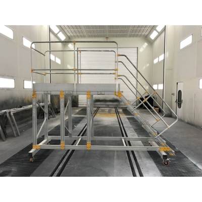 Flytbar arbejdsplatform i aluminium