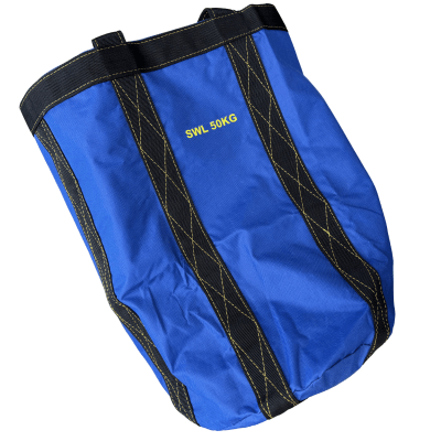 Rummelig løftepose med håndtag til sikker transport af materialer.