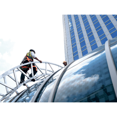 Arbejdsplatform til afrundede tagkonstruktioner