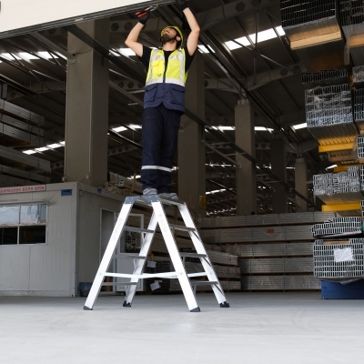 Arbejdsbuk bred 4-trin 1,0 m