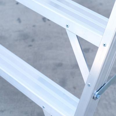 Arbejdsbuk bred 4-trin 1,0 m