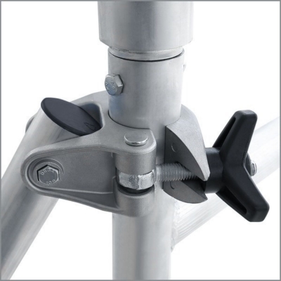 rullställning bred 8m silvrig och gul