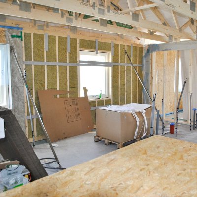 Skråstiver til træ 2,1-3,2 m